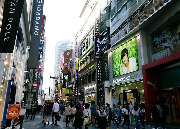 Soft Minimal 2br Near Dongdaemun, 2 Stops To Myeongdong Villa Seoul