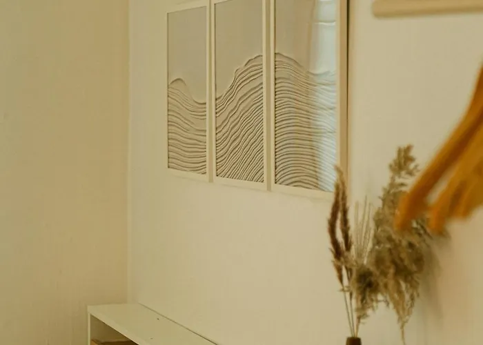Villa Soft Minimal 2br Near Dongdaemun, 2 Stops To Myeongdong Seoul