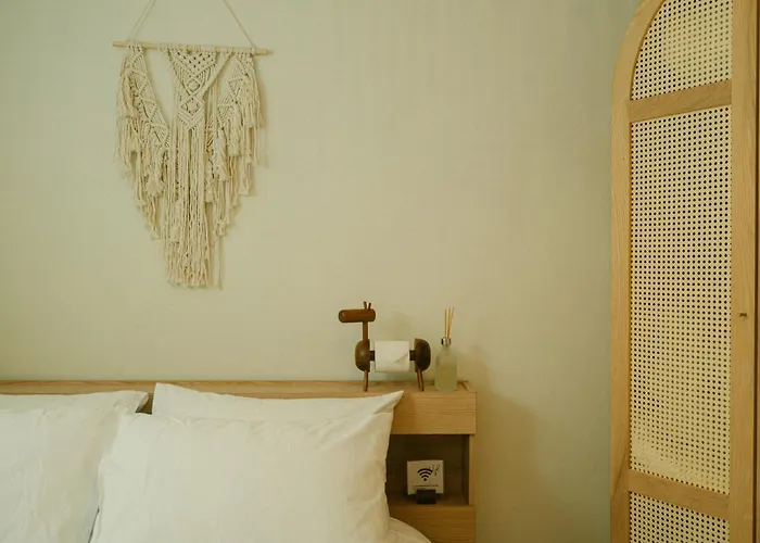 Soft Minimal 2br Near Dongdaemun, 2 Stops To Myeongdong Villa *
