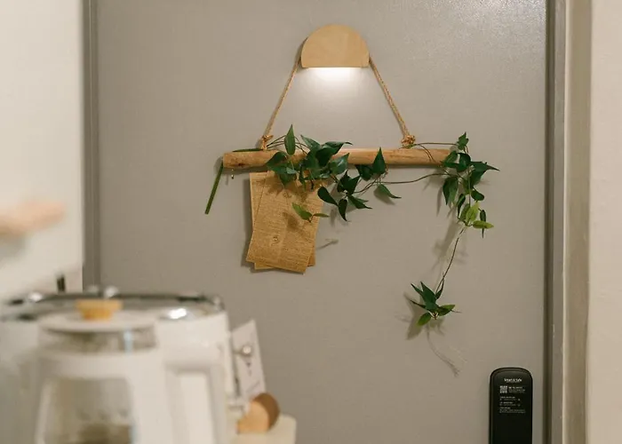 Soft Minimal 2br Near Dongdaemun, 2 Stops To Myeongdong Villa